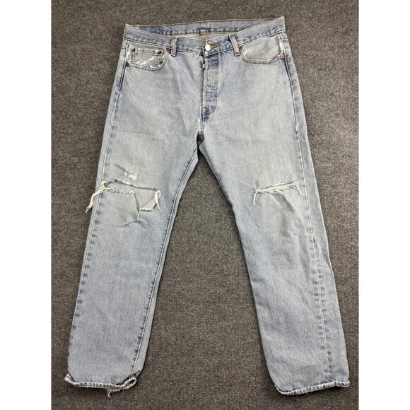 Levis 501 Jeans Mens 34x30 Light Wash Button Fly Original Fit Distressed Ripped - Picture 1 of 10